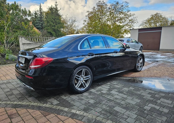 Mercedes-Benz Klasa E cena 111900 przebieg: 116000, rok produkcji 2016 z Strzelno małe 301